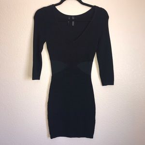 LBD Form Fitted Bodycon VNeck BlackDress